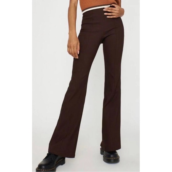 NWOT Garage Dark Brown High Waist Flared Stretch Piper Pants Large - Picture 1 of 8